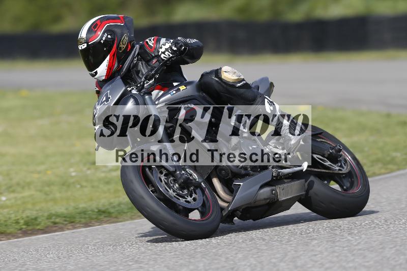 Archiv-2025/07 19.04.2025 Speer Racing ADR/Gruppe gelb/44
